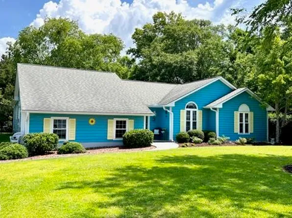 205 Blue Heron Drive, Newport, NC 28570