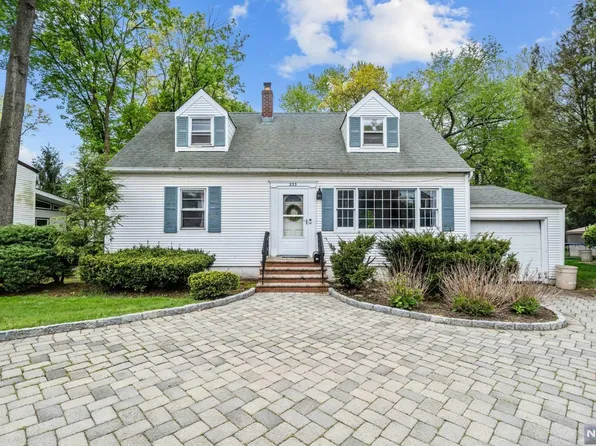 222 E Glen Ave, Ridgewood, NJ 07450