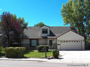 413 Sioux Dr, Cheyenne, WY 82009