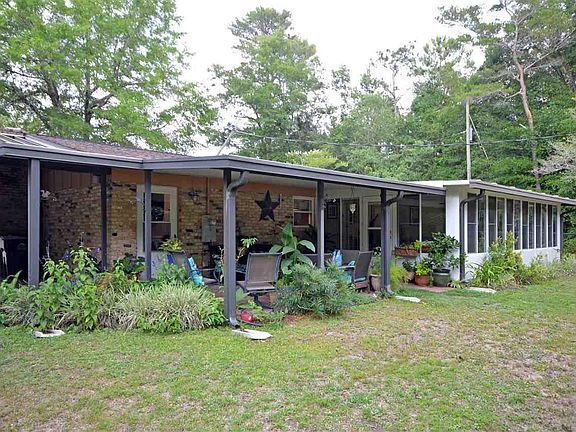 2nd image of 5863 Mimosa Ave
