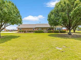 170 N Armstrong Rd, Venus, TX 76084