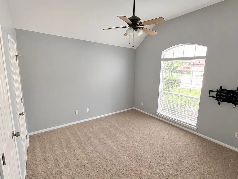 11515 Mill Bridge Ct — Photo 6