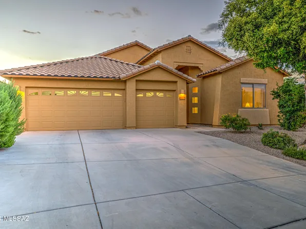 8077 N High Branch Dr, Tucson, AZ 85743