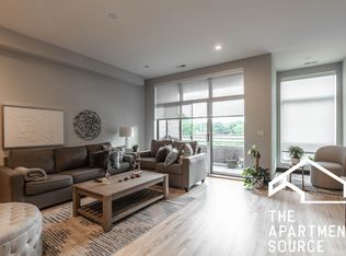 2348 N Lister Ave APT 202, Chicago, IL 60614