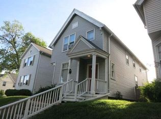 2407 N Oakland Ave, Milwaukee, WI 53211