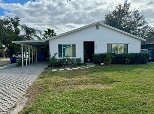 2902 W Wallace Ave, Tampa, FL 33611