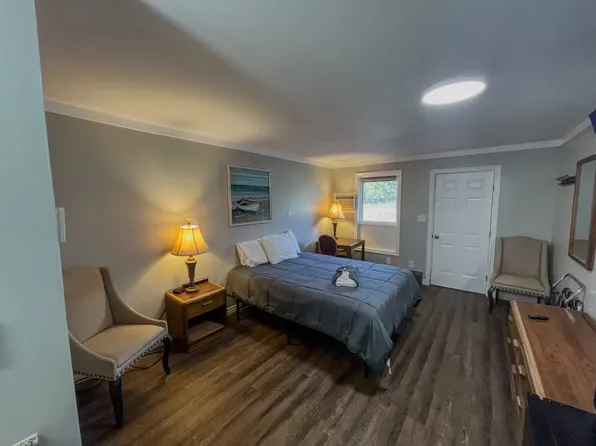 735 Main St #20, Madawaska, ME 04756