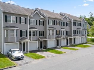 10 Sprucewood Ln #10, Worcester, MA 01606