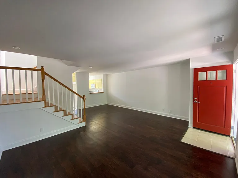 269 Montana St — Photo 5