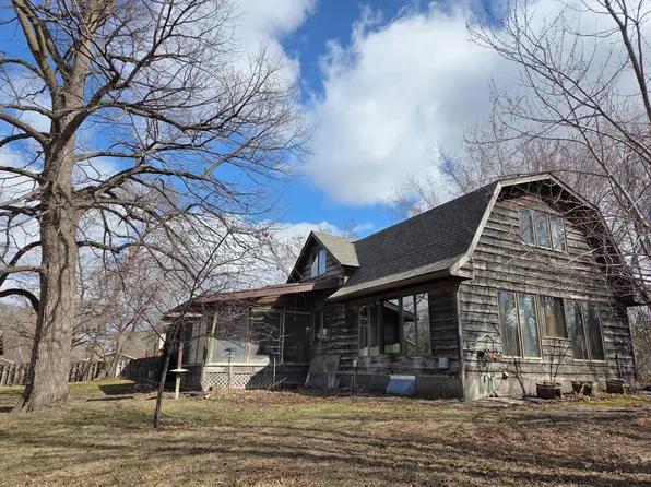 1604 N Cedar Ave, Owatonna, MN 55060