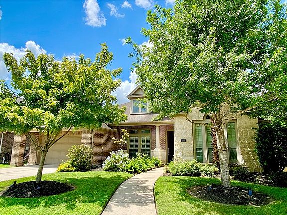 2nd image of 113 Baker Springs Ct