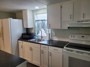 818 Michigan St, Wildwood, FL 34785
