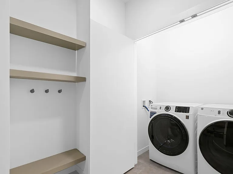 The Common Place Apartments — Photo 30