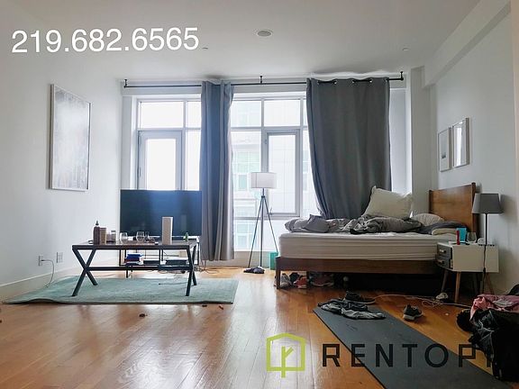 3rd image of 65 Ainslie St #338