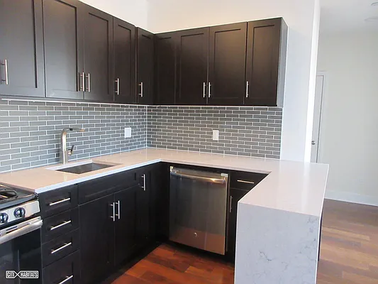 Rented by Citi Habitats | media 11