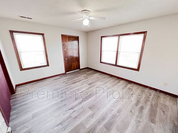 3rd image of 1201 S 38th St
