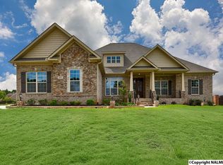 149 Forest Ridge Dr, Huntsville, AL 35806