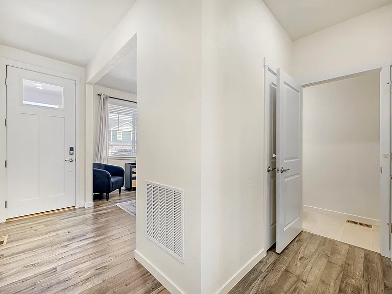 4872 Cattle Cross Rd — Photo 5