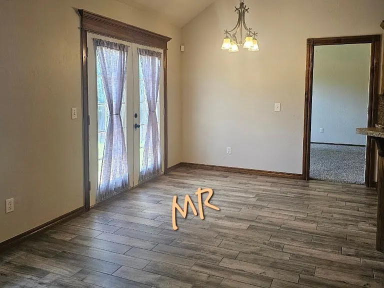 624 E Katelyn Ln — Photo 6
