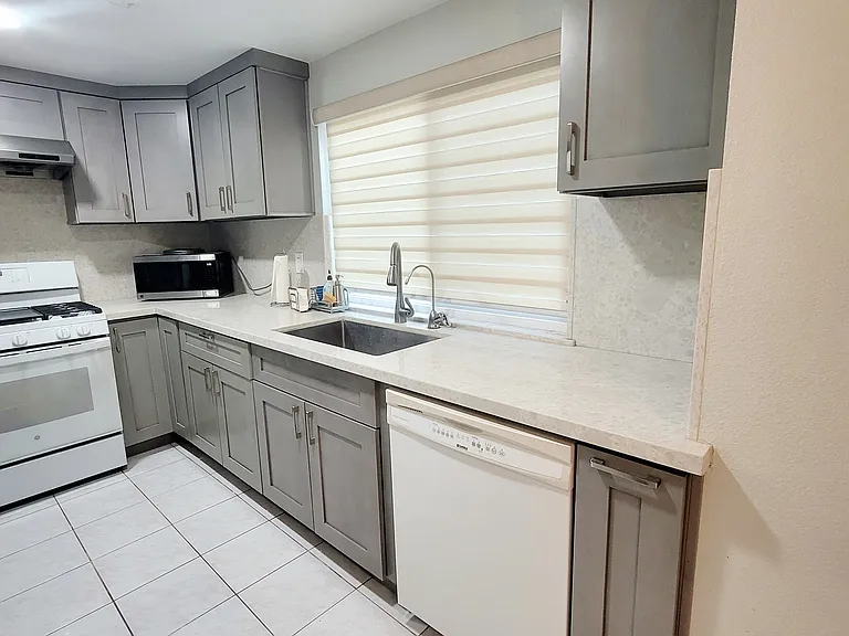 1709 Park Glen Cir #D — Photo 6
