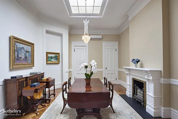 Rented by Sotheby's International Realty | media 39