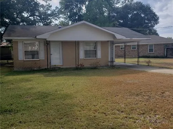 3244 Redwood Dr, Alexandria, LA 71301