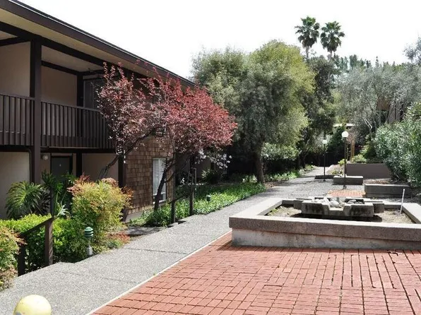 116 Surrey Ln, San Rafael, CA 94903
