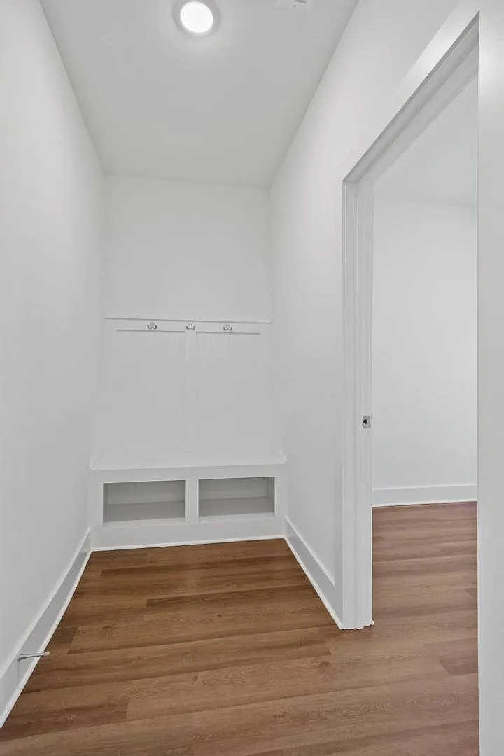 3 Bedroom Home with Bonus Office! — Photo 4
