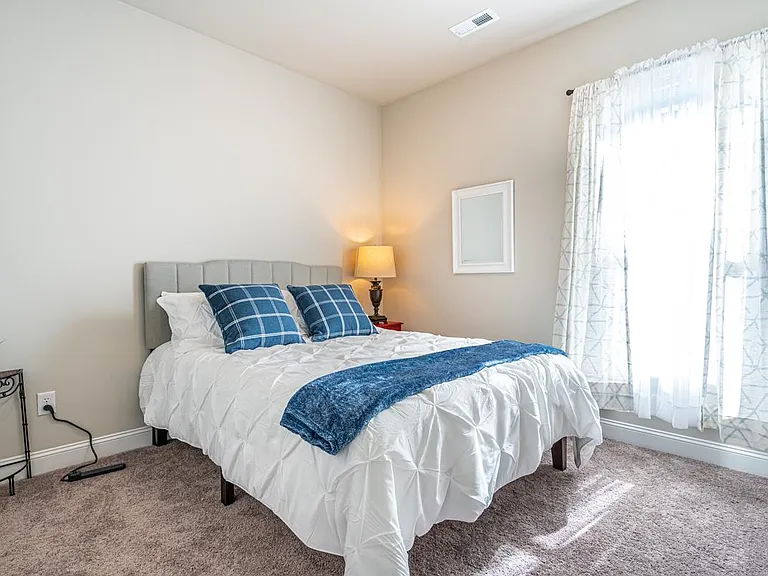 Tallulah Dr — Photo 47