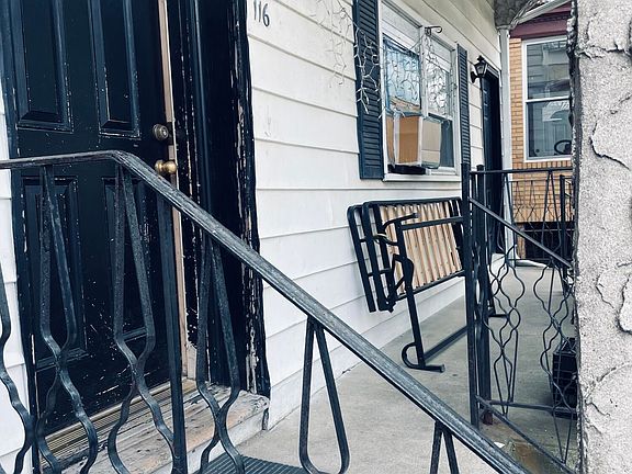 3rd image of 116 Saint Marys Ave