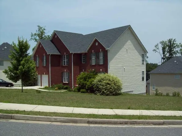 910 Paper Creek Dr, Lawrenceville, GA 30046