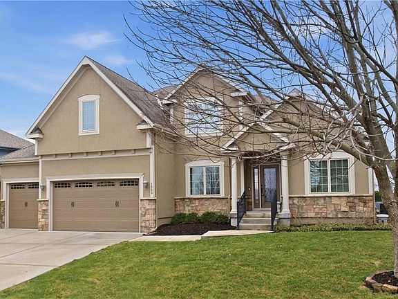 3rd image of 1559 Brompton Ln