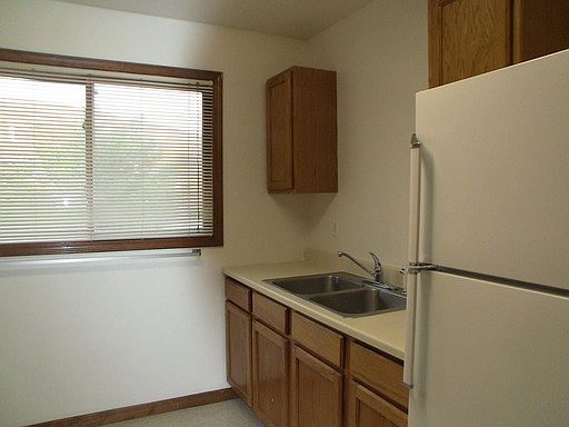 4th image of 1840 N Dickens St APT 4
