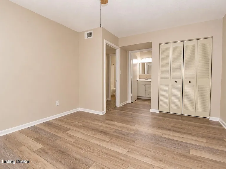 6522 Six Mile Ln #2 — Photo 4