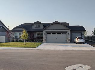 981 W Blue Downs St, Meridian, ID 83642