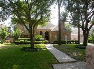 3907 Trappers Forest Dr, Houston, TX 77088
