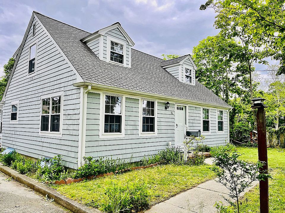 1st image of 76 Pine Ave