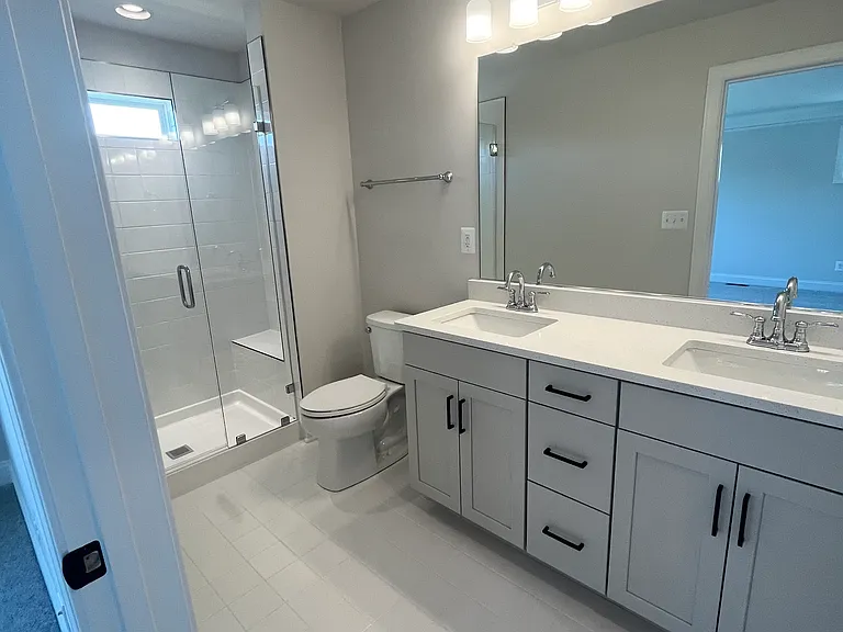 1320 Laconia Ln — Photo 38