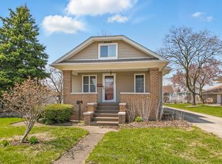 1707 Dearborn St, Crest Hill, IL 60403