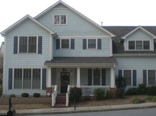 2198 Parkview Run NW, Atlanta, GA 30318
