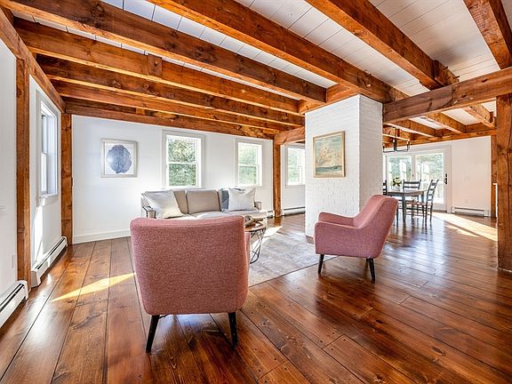 3rd image of 80 Branch Ter