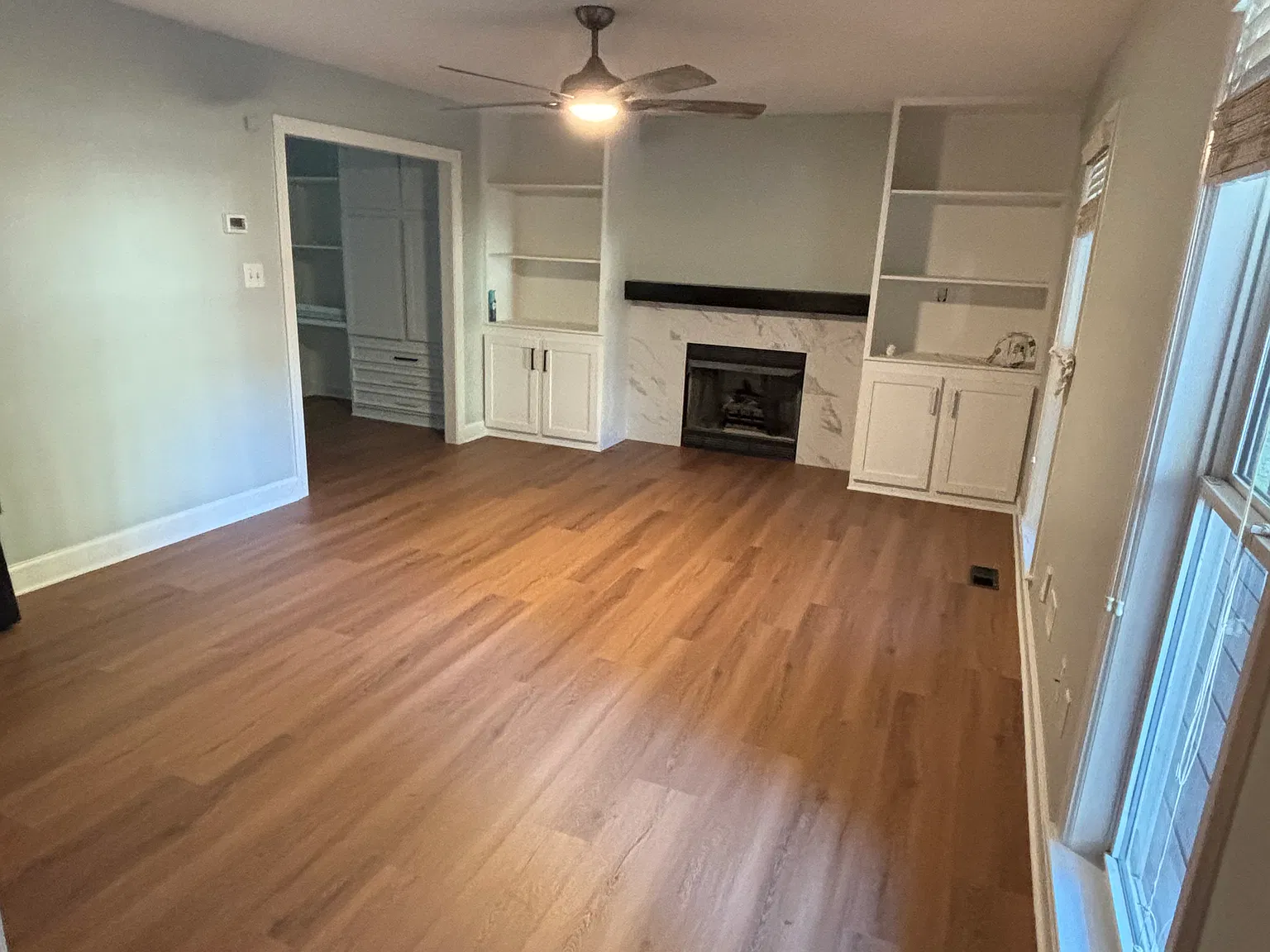 4 bed, 3.5 bath, 2728 sqft, $2,800 — Photo 3