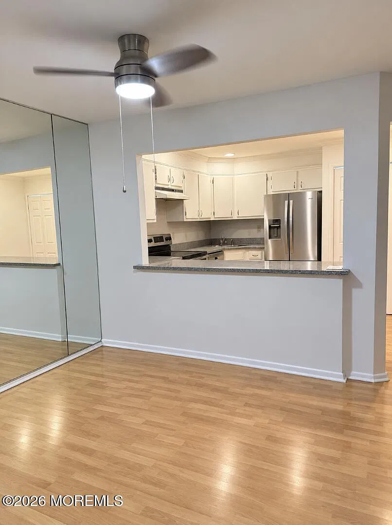 1 bed, 999 sqft, $2,800 — Photo 4
