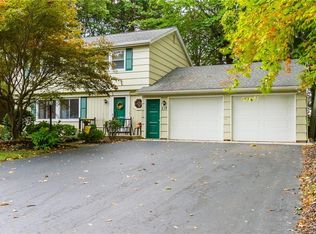 219 Dohrcrest Dr, Rochester, NY 14612