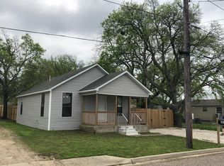 209 Chestnut St, Whitesboro, TX 76273