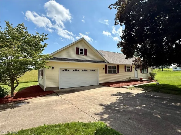 3278 Fresno Rd NW, Carrollton, OH 44615