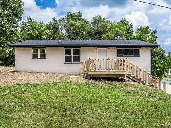 211 Mulberry St, Collinsville, IL 62234