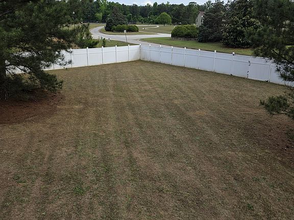 Spacious backyard
