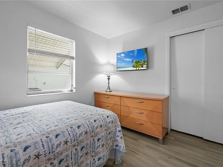 1661 Coronado Rd — Photo 19