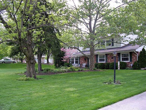 3rd image of 7513 Eagle Creek Dr
